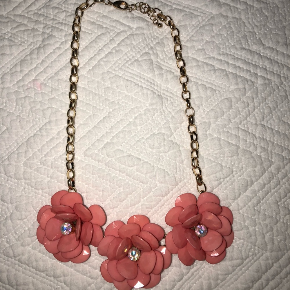 Statement necklace - Picture 3 of 3